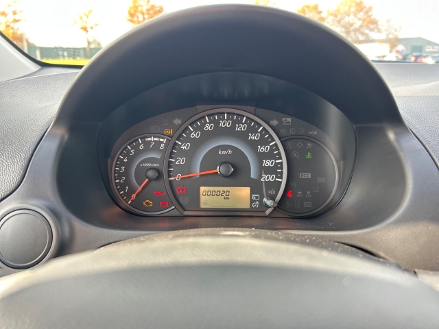 Space Star / UPE: 16.730,-  / 1,2l SELECT KLIMA ISOFIX DAB+ BLUETOOTH USB