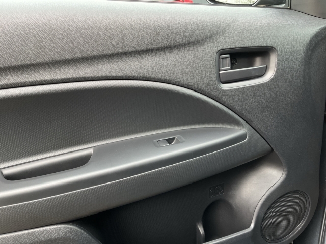 Space Star / UPE: 16.730,-  / 1,2l SELECT KLIMA ISOFIX DAB+ BLUETOOTH USB