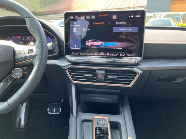 Leon ST VZ / UPE: 58.512,- / 1.5 e-HYBRID PANO NAV ACC LED BT