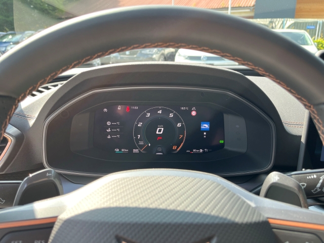 Leon ST VZ / UPE: 58.512,- / 1.5 e-HYBRID PANO NAV ACC LED BT