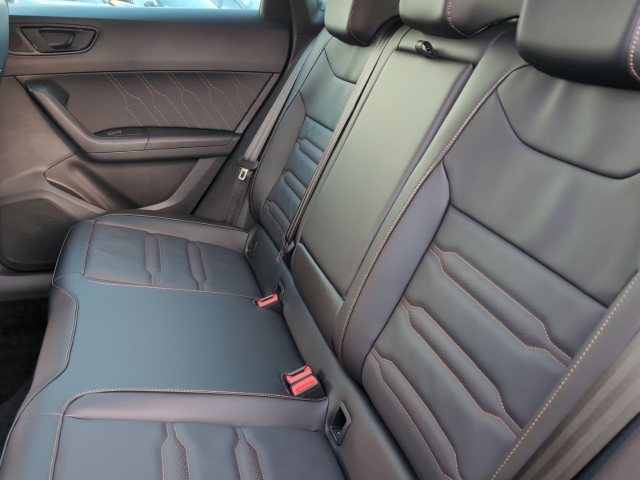 Ateca VZ / UPE: 61.950,-  / 2.0 TSI DSG 4DRIVE BUSINESSPAK. AHK ACC LED BEATS