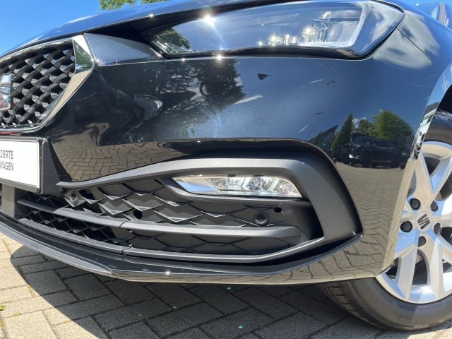 Leon ST Style 1.5 TSI Appl CarPlay LED PDC ACC BT SHZ KAMERA