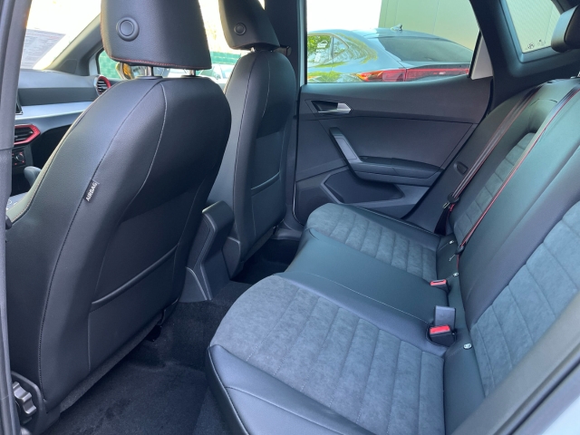 Arona FR / UPE: 36.460,- / 1.0 TSI DSG ACC LED WINTER-PAK.