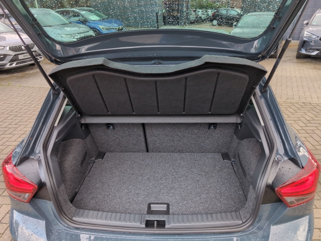 Ibiza 1.0 TSI / UPE: 28.930,- / ROAD EDIT. LED KAMERA WINTER-PAKET