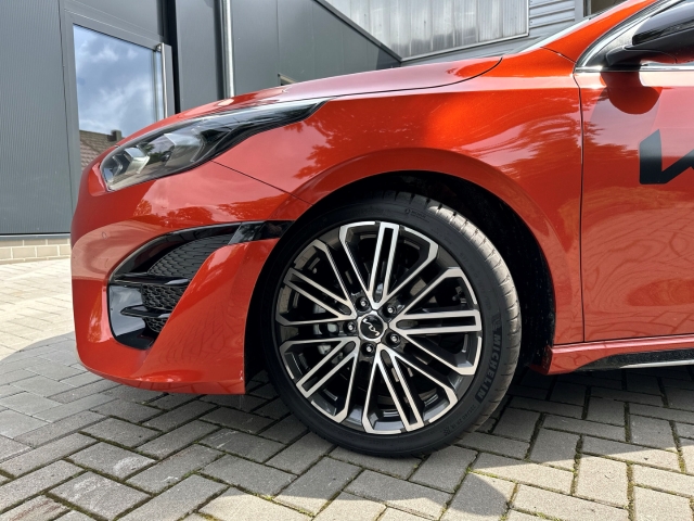 Cee'd 1.5T / UPE: 35.950,-  / GT-LINE ACC JBL BT NAVI PDC LED