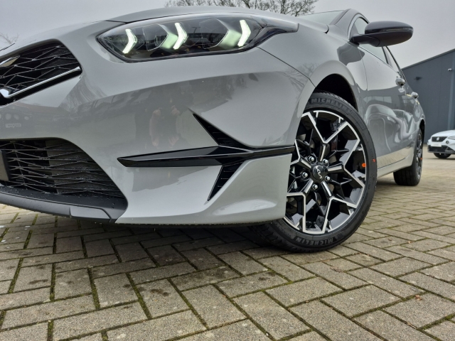 Cee'd SW 1.0T / UPE: 33.270,- / NIGHTLINE KLIMA FULL-LINK BT ACC