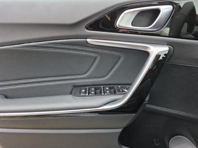 Cee'd SW 1.0T / UPE: 33.270,- / NIGHTLINE KLIMA FULL-LINK BT ACC