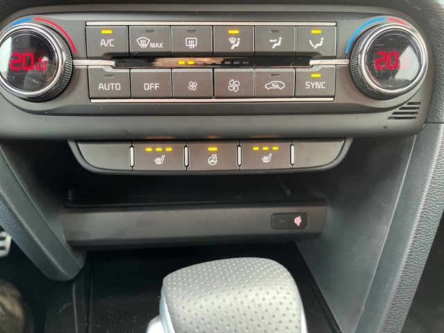 Cee'd_sw 1.5T / UPE: 38.065,-  / GT-LINE TECH BT ACC NAVI SHZ 18Z