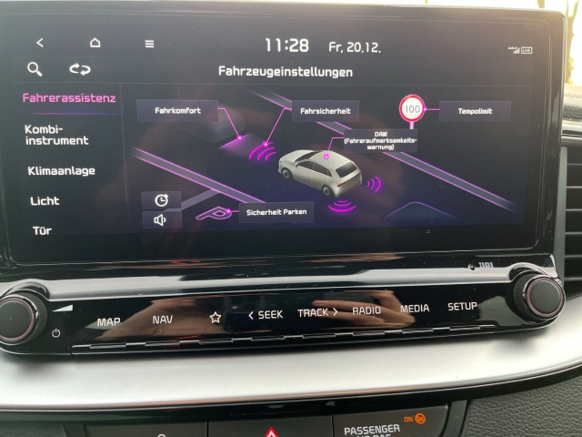 Cee'd_sw 1.5T / UPE: 38.065,-  / GT-LINE TECH BT ACC NAVI SHZ 18Z