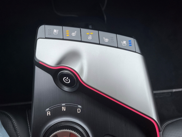 EV6 PE 84 kWh EARTH / UPE: 59.940,- / RWD NAVI ACC LED PDC HUD StandHZG Leder Digitales Cockpit