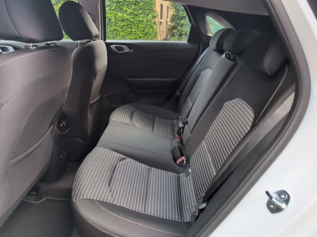 Cee'd 1.0 T-GDI / UPE: 28.580,-  / ULTIMATE EDIT. FULL LINK