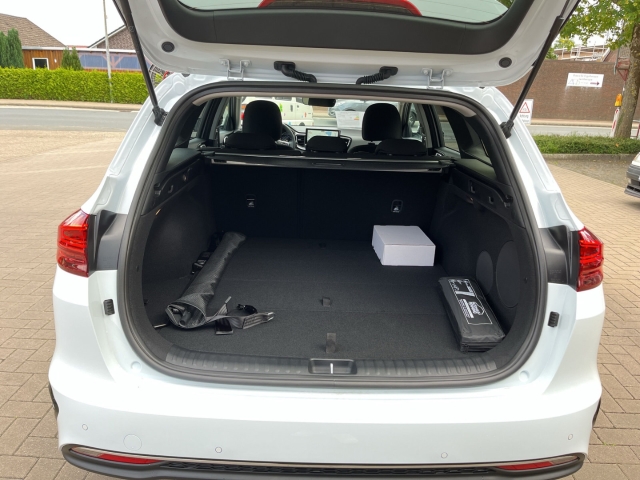 Cee'd SW 1.0T DCT7 / UPE: 34.350,-  / ULTIMATE EDIT. STYLE JBL AHK