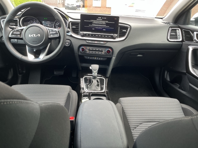 Cee'd SW 1.0T DCT7 / UPE: 34.350,-  / ULTIMATE EDIT. STYLE JBL AHK