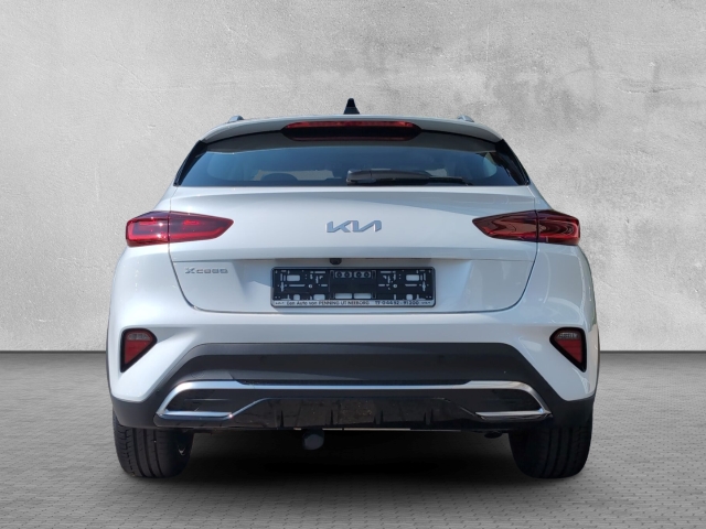 XCee'd 1.5T DCT7 / UPE: 38.220,- / SPIRIT XCLUSIVE ACC AHK