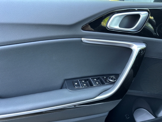 XCee'd 1.5T DCT7 / UPE: 38.220,- / SPIRIT XCLUSIVE ACC AHK