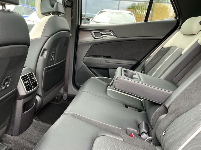 Sportage PE 1.6T / UPE: 53.650,-  / GTL DCT AWD SD GD DRIVE SOUND