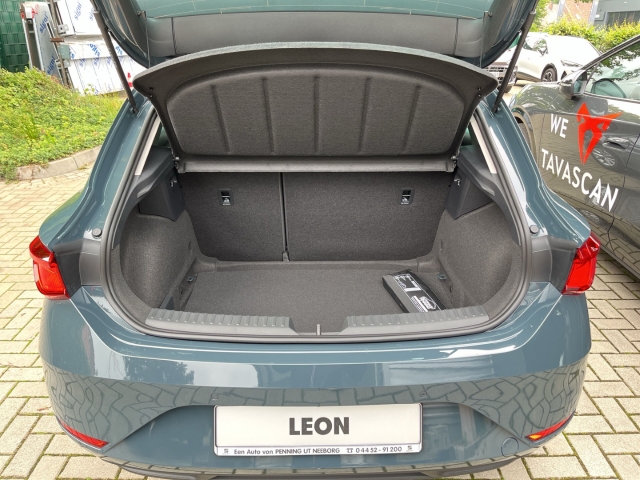 Leon ROAD EDITION / UPE: 40.435,-  / 1.5 e-TSI DSG ACC LED