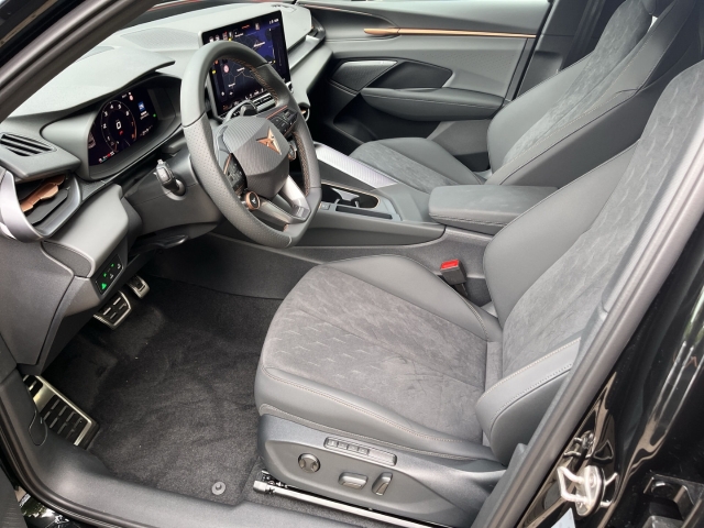 Terramar e-HYBRID / UPE: 55.850,-  / BUSINESS-P. ACC LED