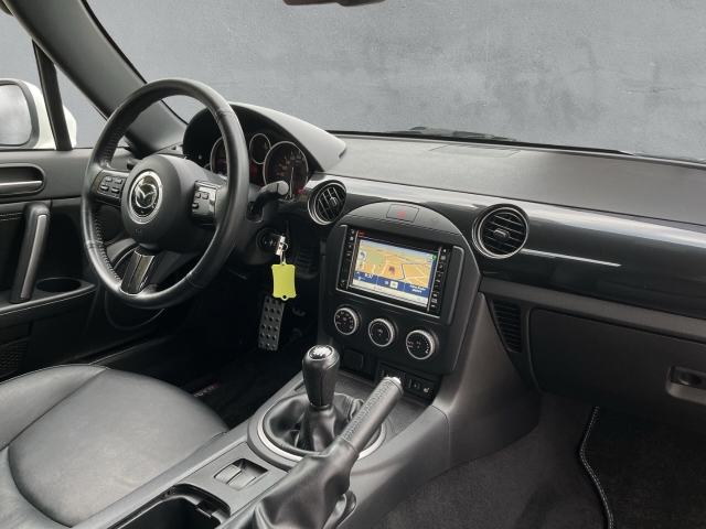 MX-5 2.0 Sports-Line Cabrio BT NAVI Klimaautom ZV Radio SHZ