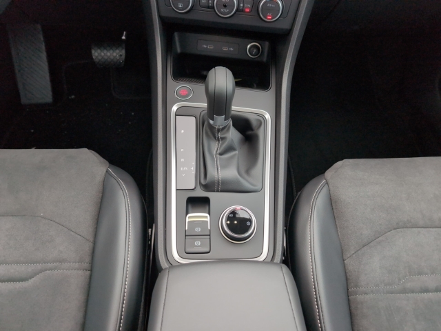 Ateca ROAD EDITION / UPE: 50.280,- / 2.0 TDI DSG
