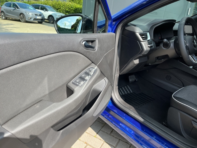 Colt SELECT / UPE: 29.630,- / 1.6l HYBRID LED ACC FULL LINK KAMERA NAVI