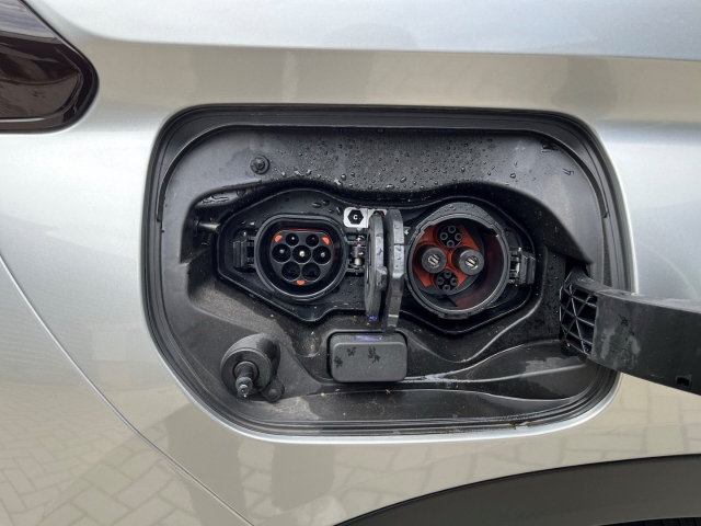 Eclipse Cross / UPE: 47.490,-  / 2,4 PHEV CVT 4WD PLUS LAST EDITION LED GRA STANDHZG