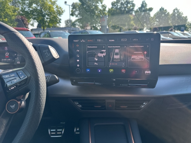 Born / UPE: 54.100,-  / 77kWh HUD StandHZG NAV Beats 360 Kamera