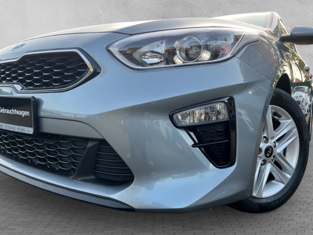 Cee'd_sw 1.5 T-GDI DCT7 VISION KOMFORT GRA KAMERA FULL LINK