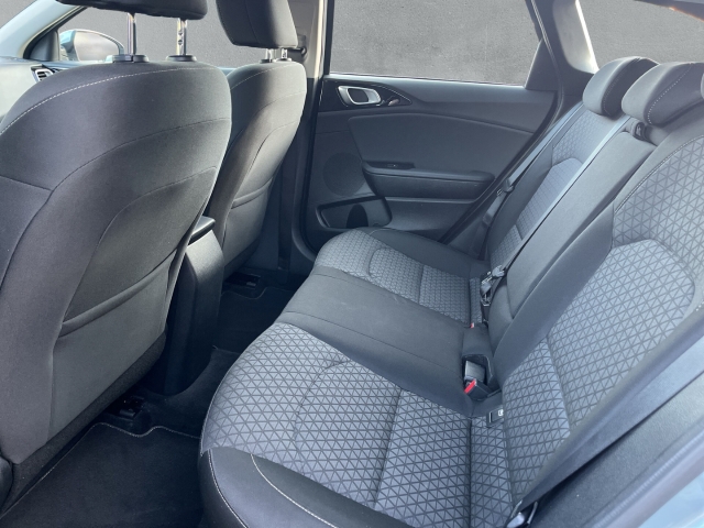 Cee'd_sw 1.5 T-GDI DCT7 VISION KOMFORT GRA KAMERA FULL LINK