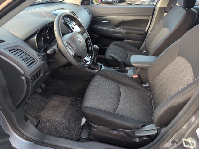 ASX 2.0 SPIRIT (INTRO EDITION) 2WD LED GRA KAMERA