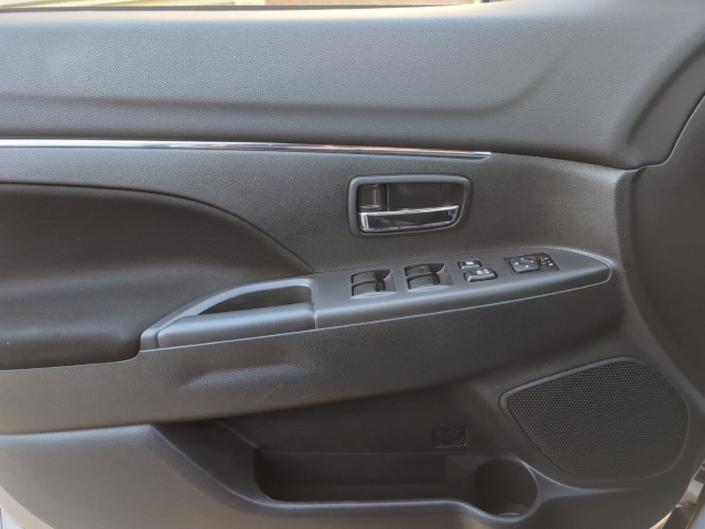 ASX 2.0 SPIRIT (INTRO EDITION) 2WD LED GRA KAMERA