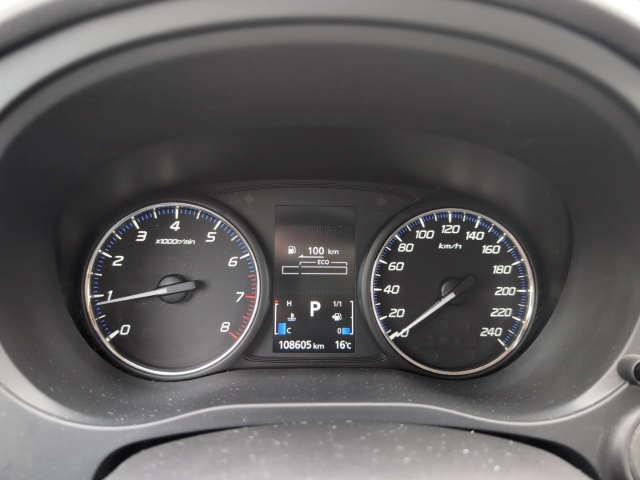 Outlander EDITION 100 2,0l MIVEC 2WD CVT KAMERA BLUETOOTH