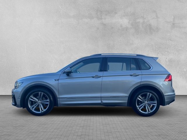 Tiguan 2.0 TDI Highline R-Paket APPLECARPLAY LED AHK BT
