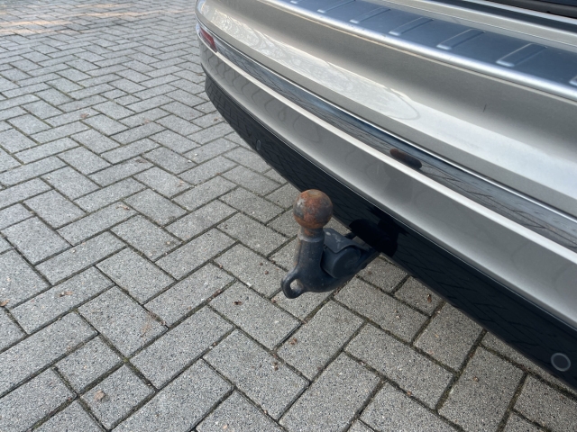 Tiguan 2.0 TDI Highline R-Paket APPLECARPLAY LED AHK BT