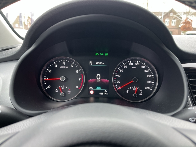 Stonic Spirit 1.0T TECH NAVI KLIMA BT PDC KAMERA SHZ LED