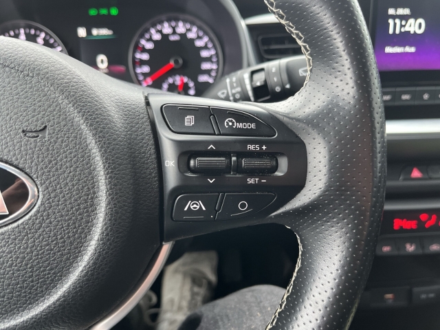 Stonic Spirit 1.0T TECH NAVI KLIMA BT PDC KAMERA SHZ LED