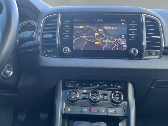 Karoq Style 4x4 2.0 TDI NAVI PANO LED CARPLAY