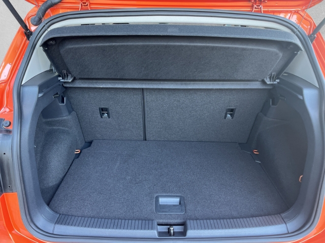 T-Cross Active 1.0 TSI PDC Sitzheizung ACC Klima Navi