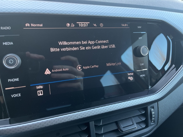 T-Cross Active 1.0 TSI PDC Sitzheizung ACC Klima Navi