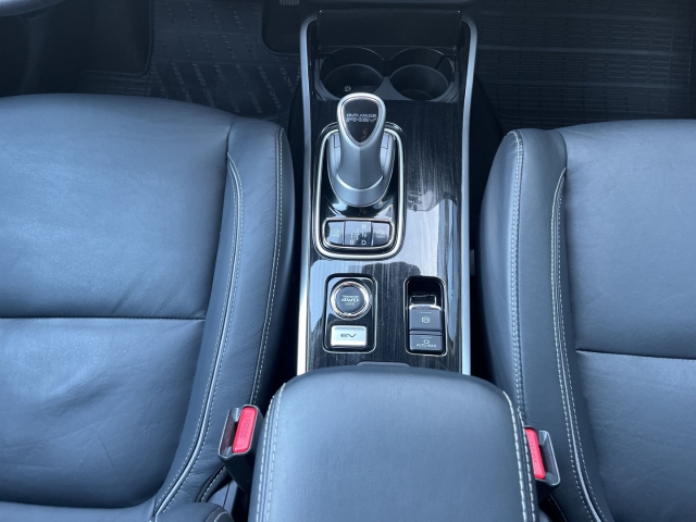 Outlander PHEV 4WD TOP m. Fahrassistenz-Paket