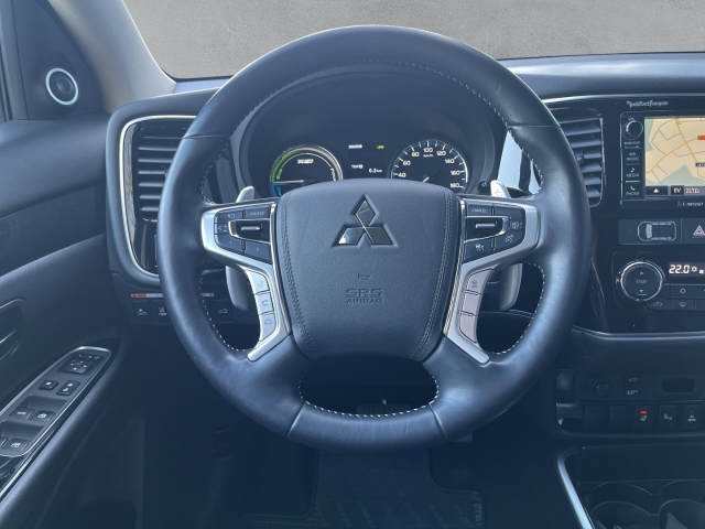 Outlander PHEV 4WD TOP m. Fahrassistenz-Paket