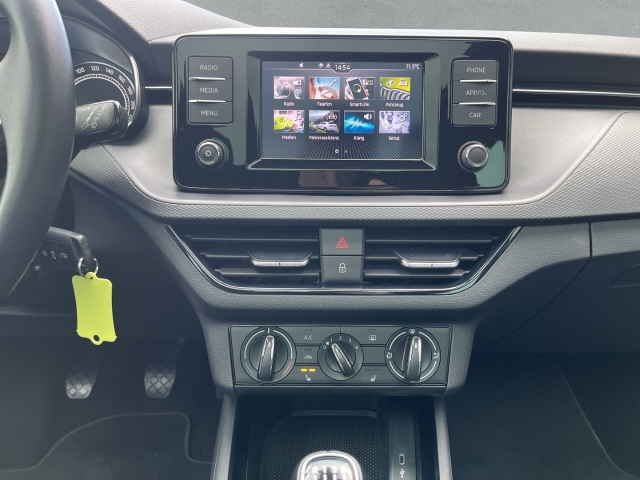 Scala Ambition 1.0 TSI AppleCarPlay Pano Tempomat LED PDC