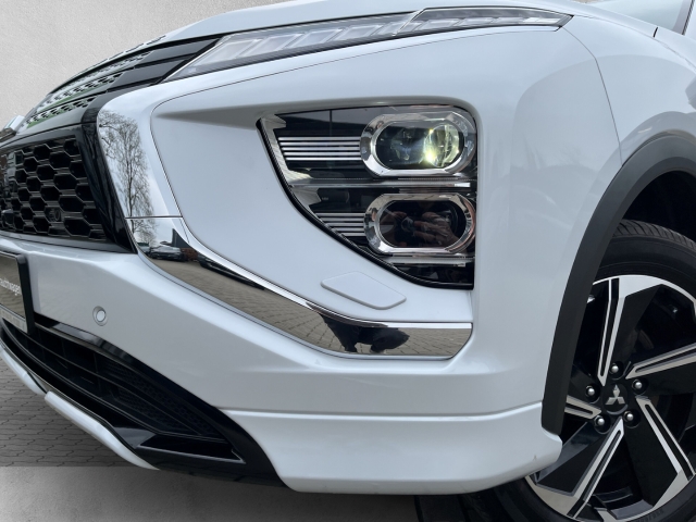 Eclipse Cross Select Black 4WD Plug-in Hybrid