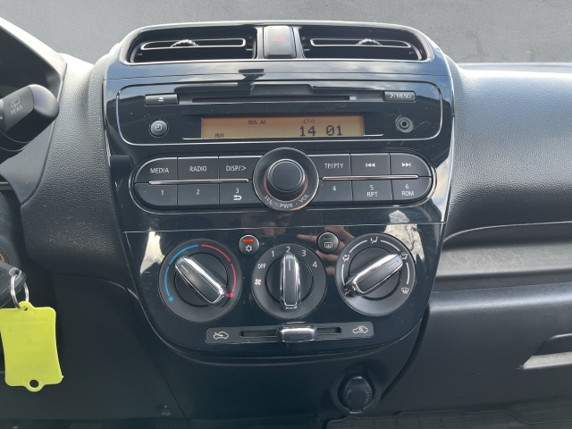 Space Star Diamant Edition 1,0 l MT Radio AUX FM