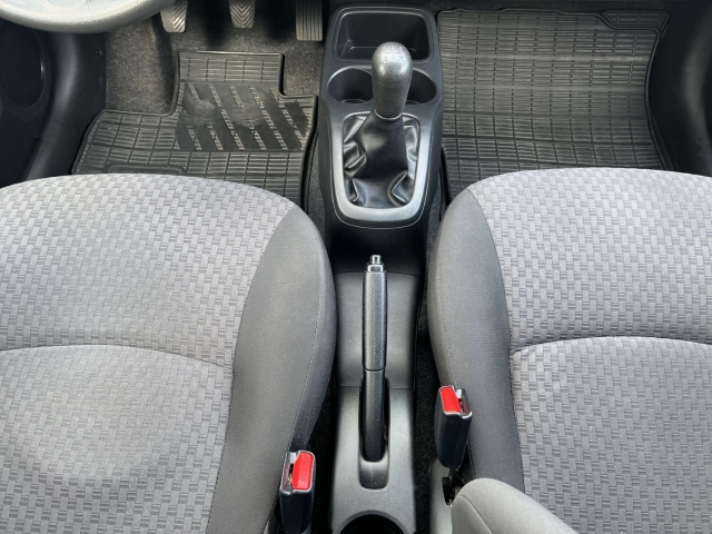 Space Star Diamant Edition 1,0 l MT Radio AUX FM