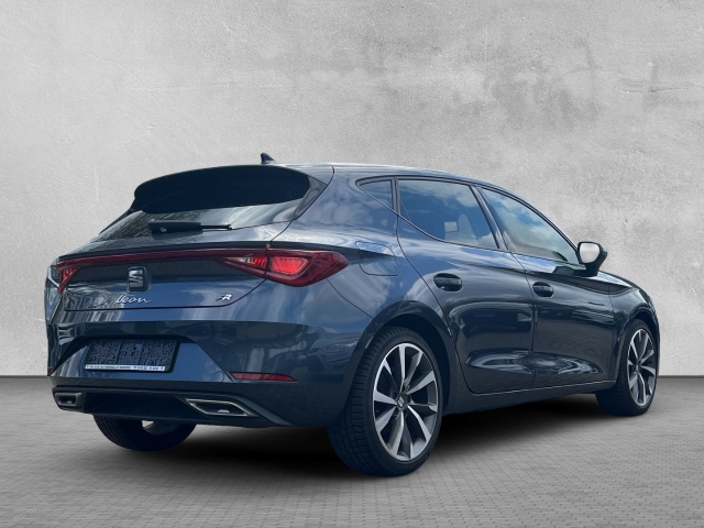 Leon FR 1.5 TSI ACT LED FULL-LINK PDC TEMPOMAT KLIMA BT