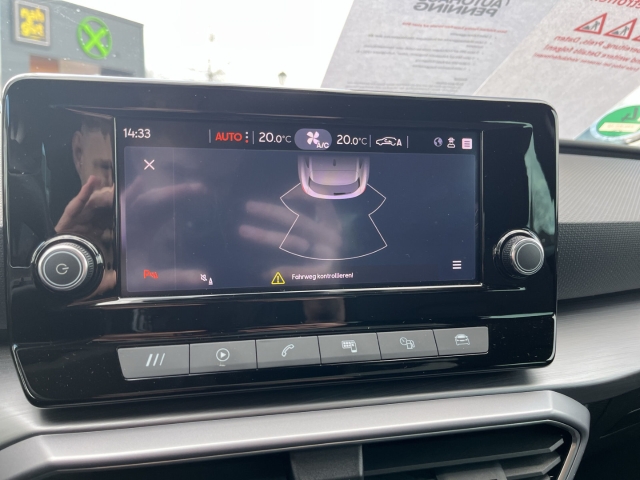 Leon FR 1.5 TSI ACT LED FULL-LINK PDC TEMPOMAT KLIMA BT