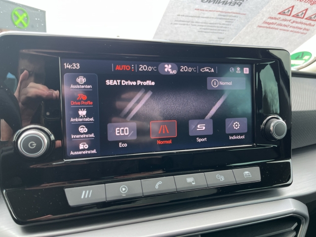 Leon FR 1.5 TSI ACT LED FULL-LINK PDC TEMPOMAT KLIMA BT