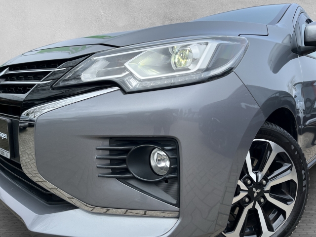 Space Star Top CVT SHZ KAMERA TEMPOMAT KLIMA DAB BT