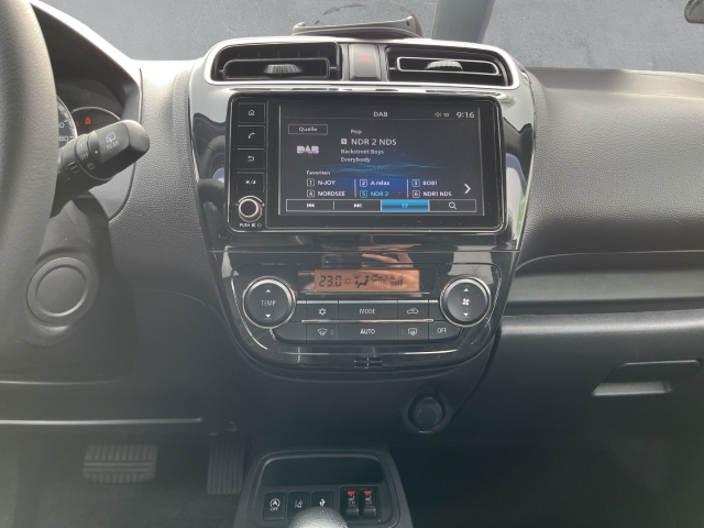 Space Star Top CVT SHZ KAMERA TEMPOMAT KLIMA DAB BT